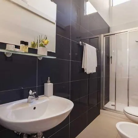 Accademia Hotel 3*