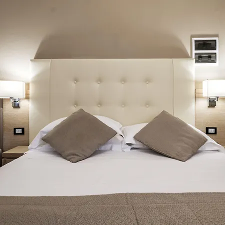 Accademia Otel Bolonya