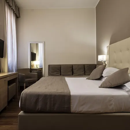 Accademia Hotel 3*