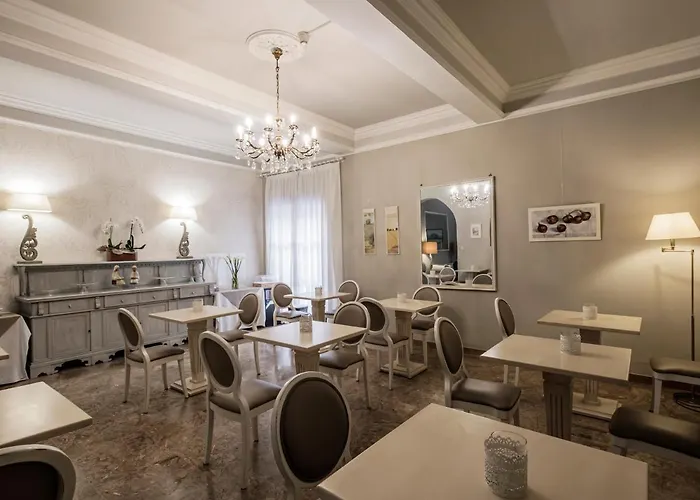 Accademia 3* Bolonia