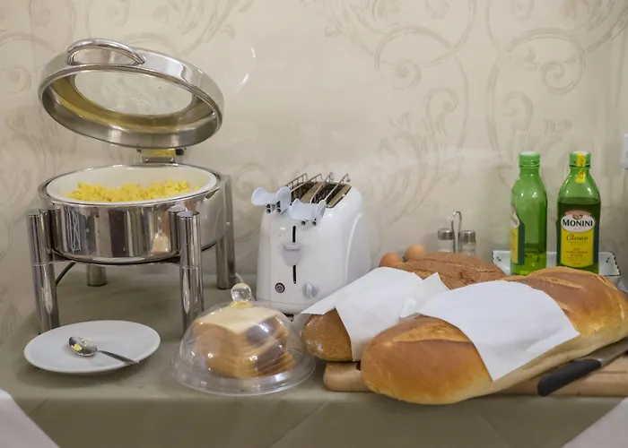 Отель Accademia 3*