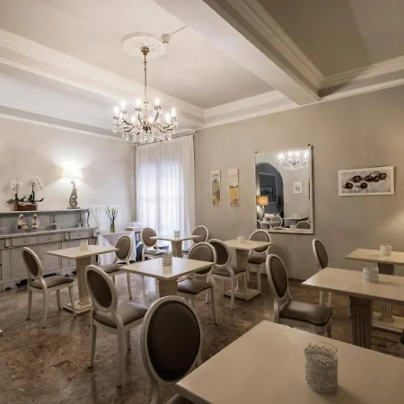 Accademia 3* Bolonya