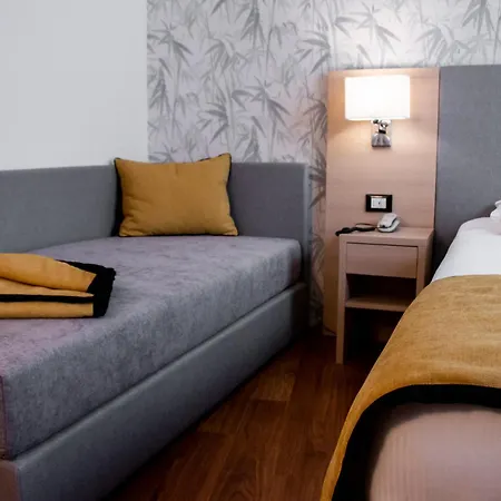Accademia Hotell 3*